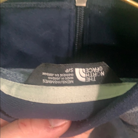 North face jacket - Picture 3 of 3
